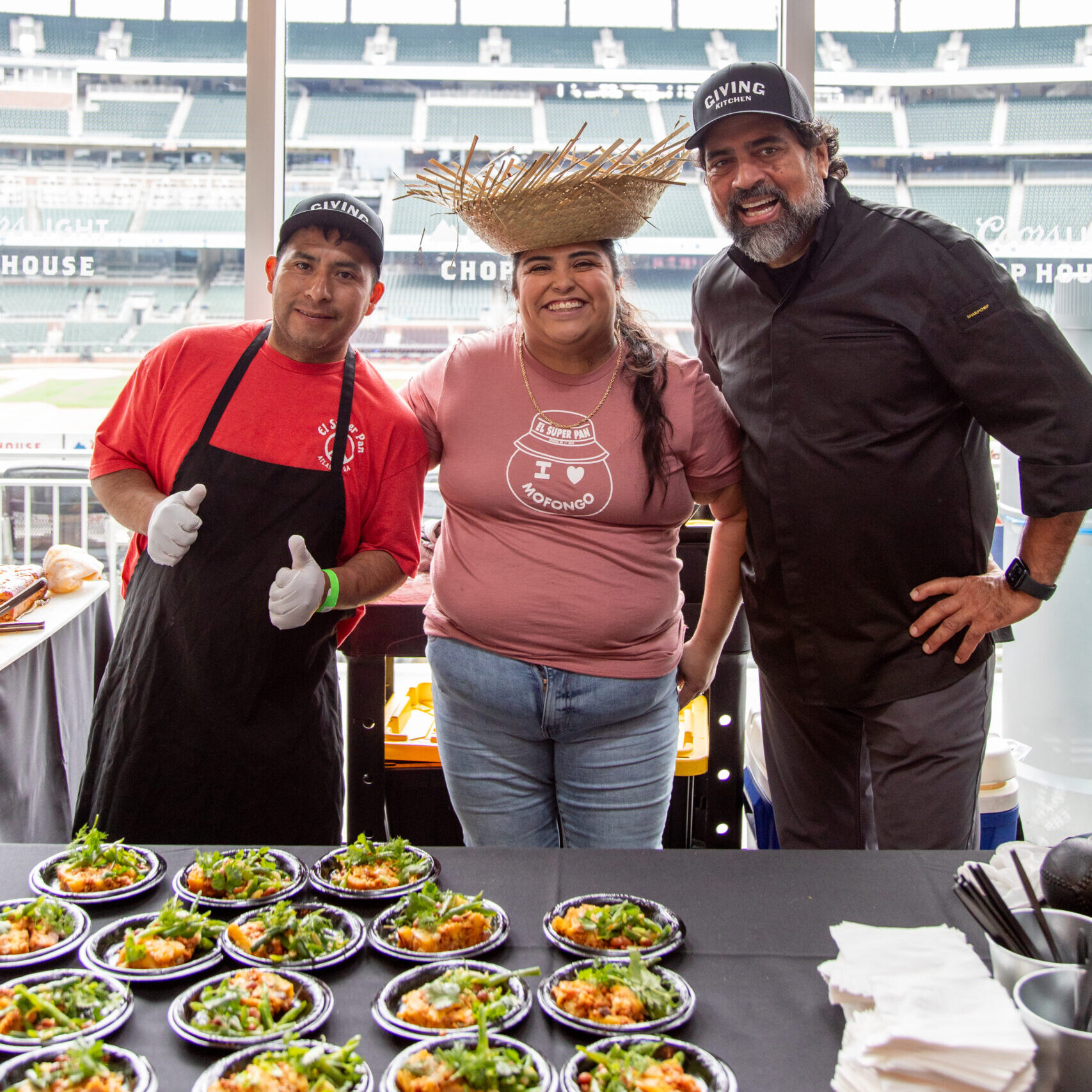 Hector Santiago and the El Super Pán team at their table at Team Hidi